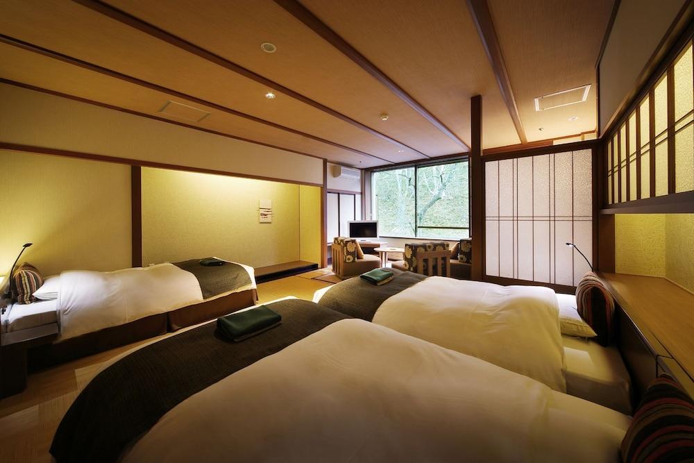 Sakunami Onsen Yuzukushi Salon Ichinobo Sendai Ngoại thất bức ảnh